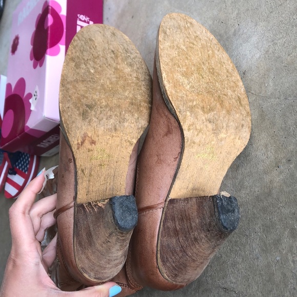 Boots - Picture 3 of 3